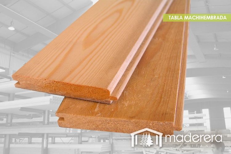 Dos piezas de madera se apilan una encima de otra.