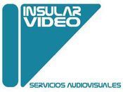 El logotipo del video insular es un triángulo azul sobre un fondo blanco.