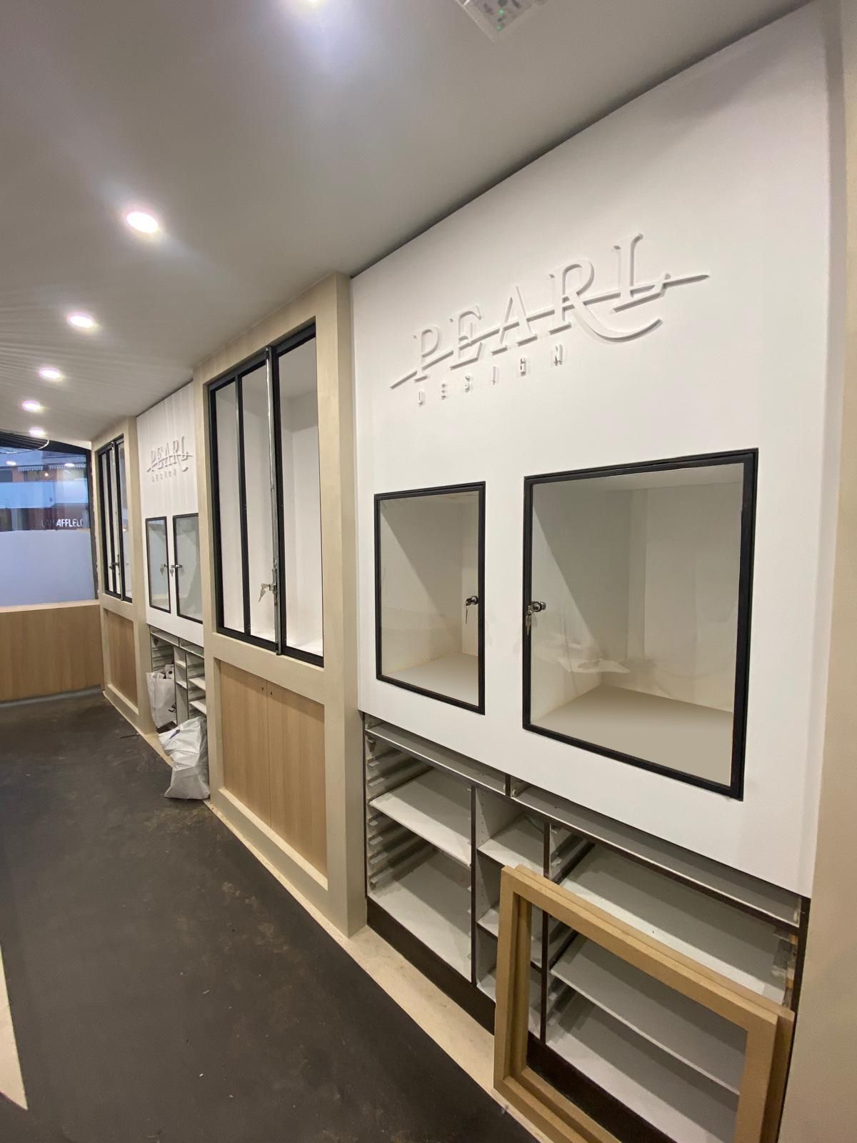 Travaux d'agencement d'une boutique en cours