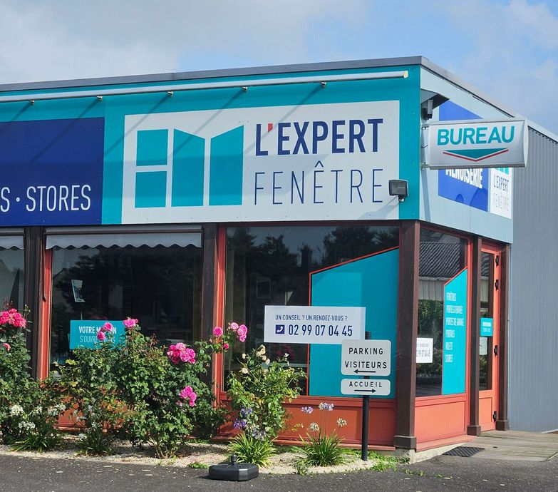 La devanture de la société L'Expert Fenêtre Briand Menuiserie à Bédée
