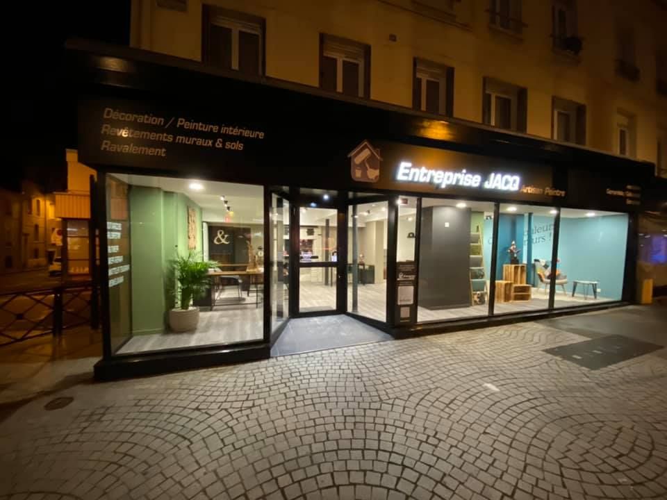 Société vue de l'extérieur