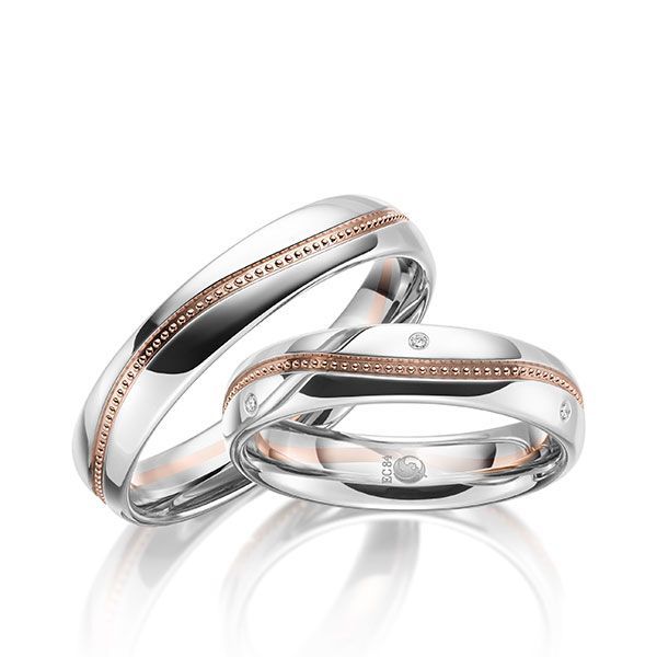 Bild von Trauringen / Verlobungsringen in weißgold