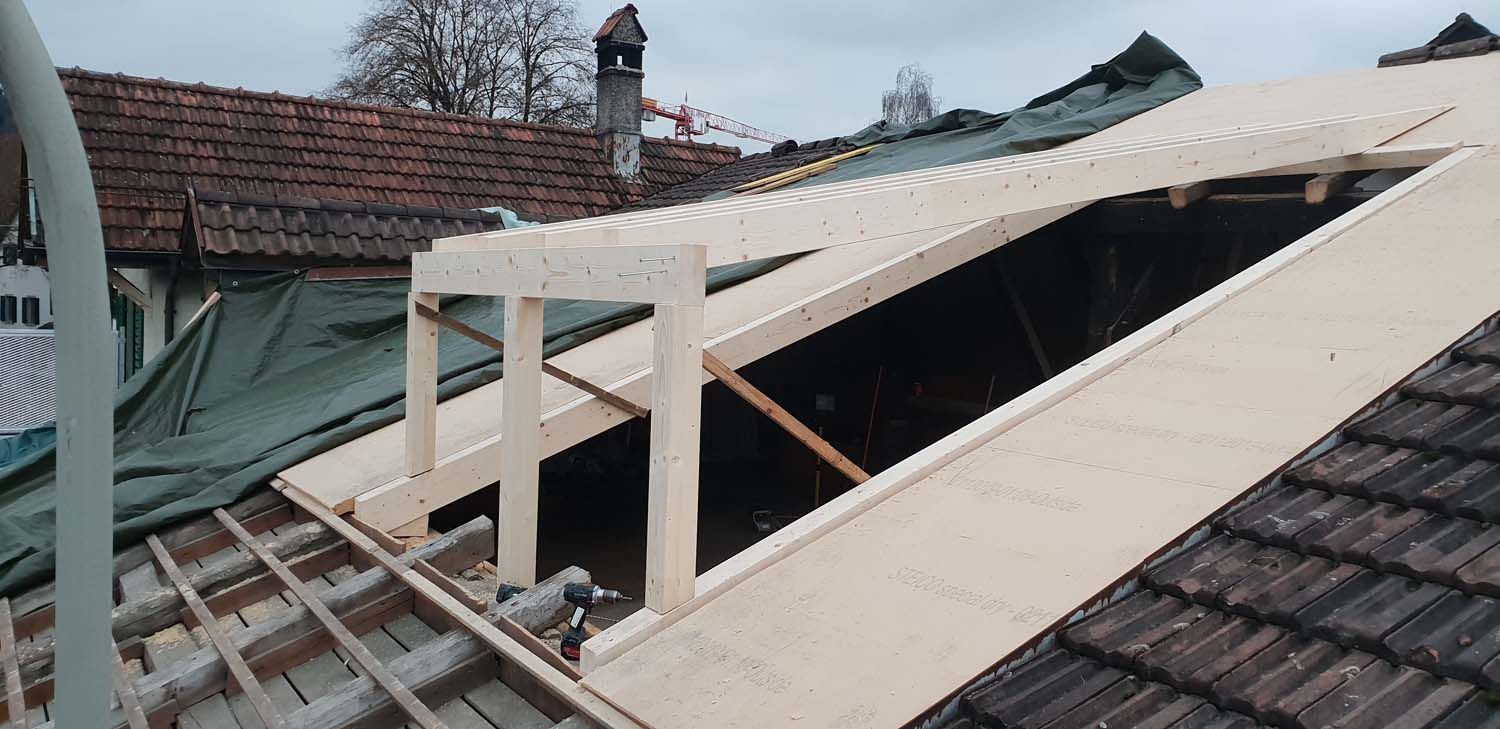 Dachaufbau - M. Näf Holzbau GmbH in Weisslingen