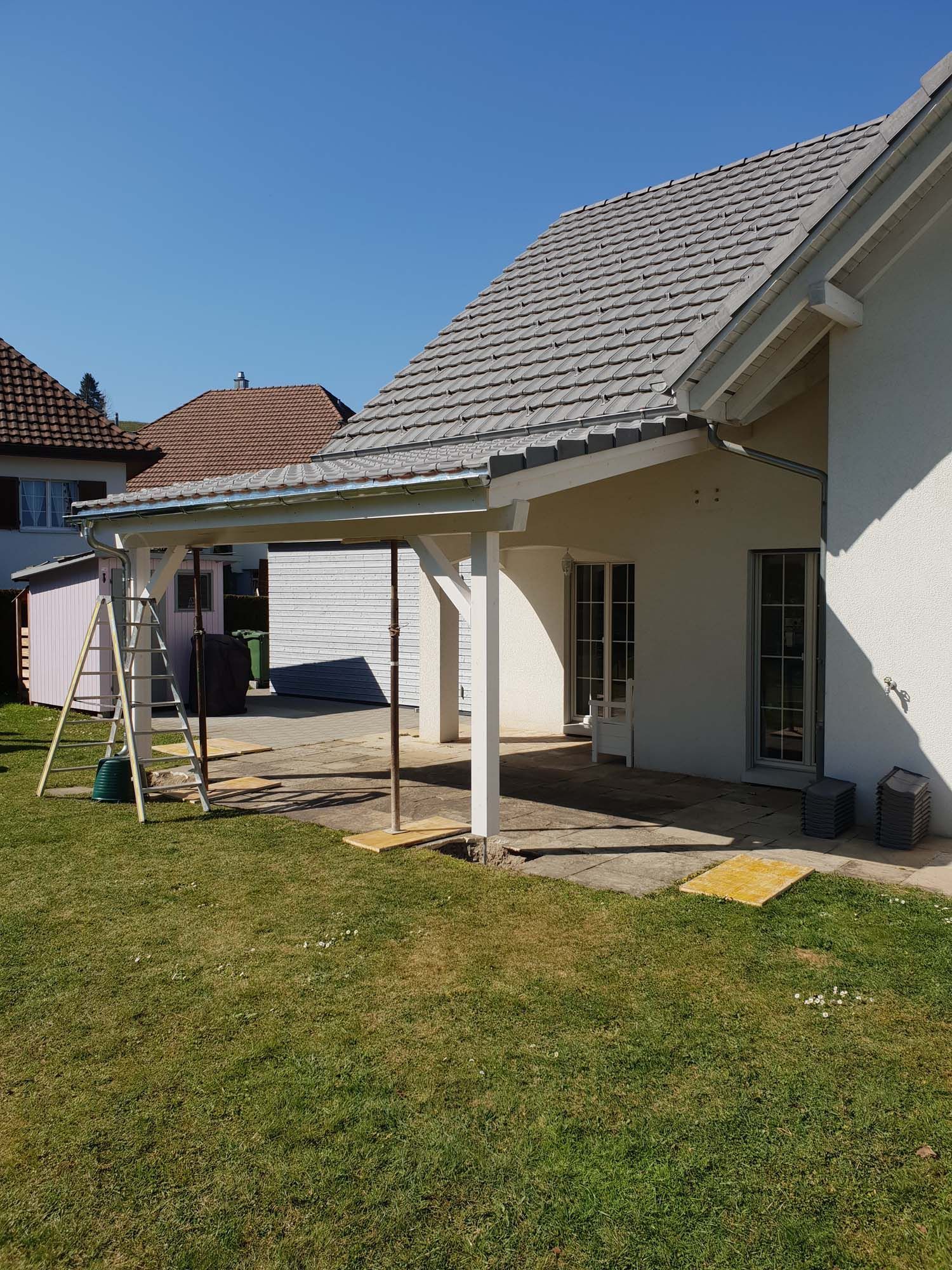 Sitzplatzberdachung - M. Näf Holzbau GmbH in Weisslingen