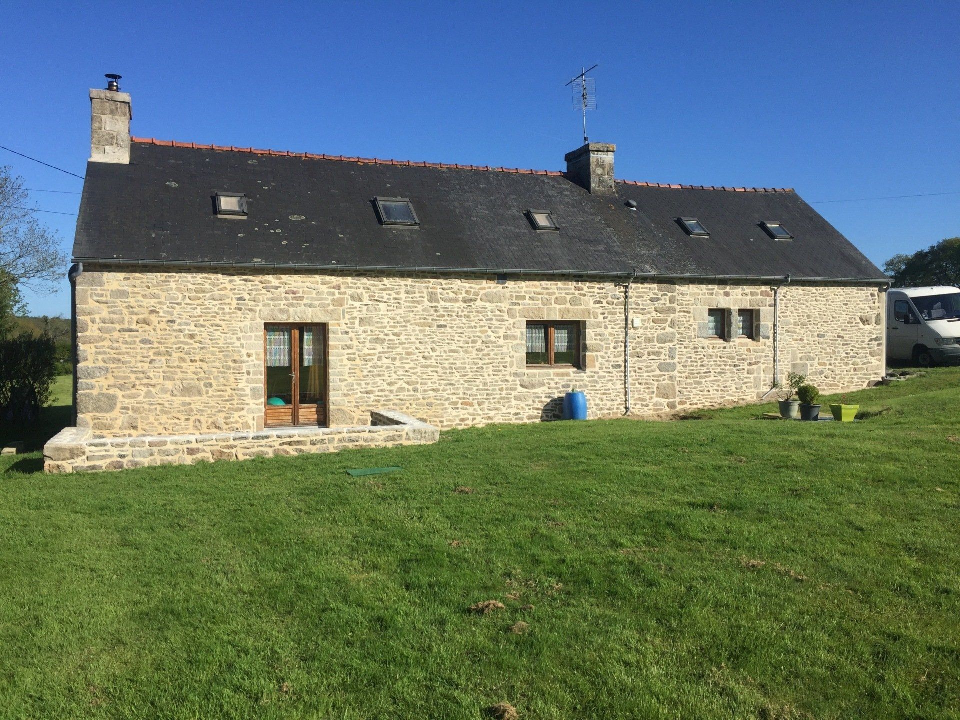 Joint de pierre, enduit à la chaux