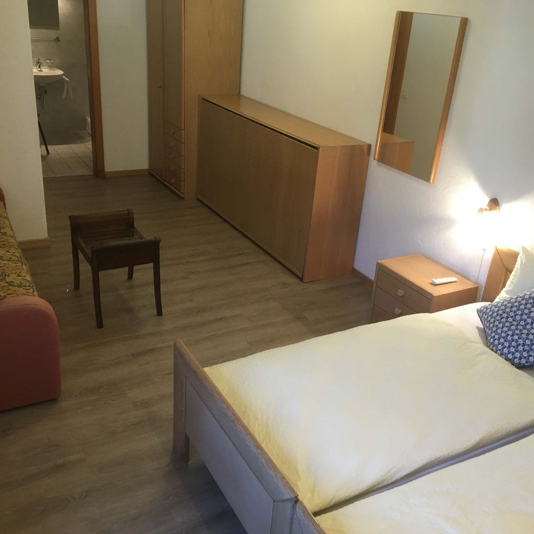 Zimmer mit Lichtkette | Hotel Al Boccalino | Zimmer mit Balkon, Familienzimmer, hundefreundlich, am Luganersee | Melide, Tessin