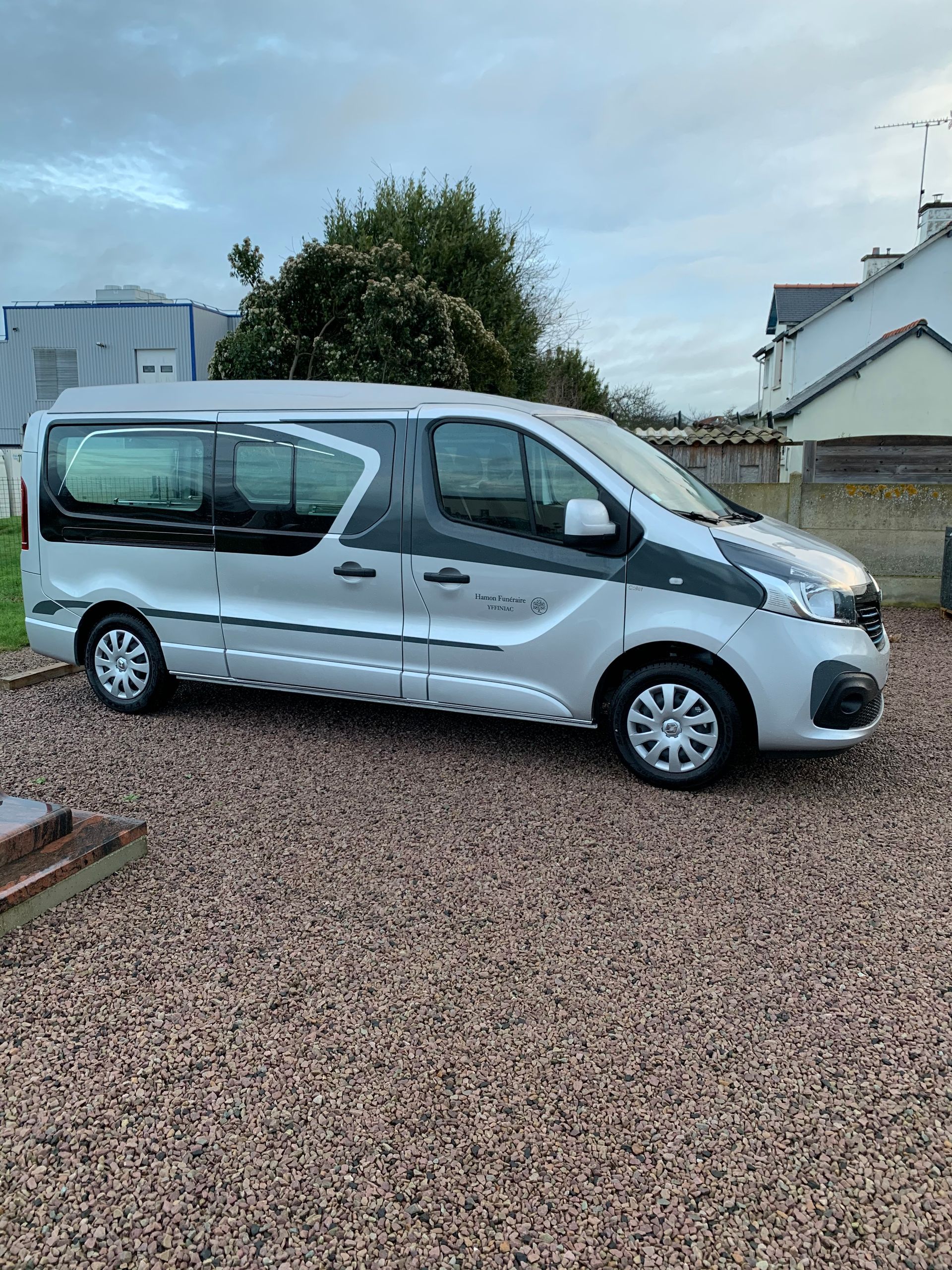 Véhicule funéraire