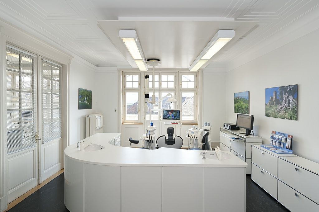 Dr. med. dent. Alexander Müller – Zahnarztpraxis