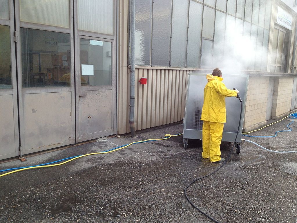 Abdampfarbeiten vor Ort