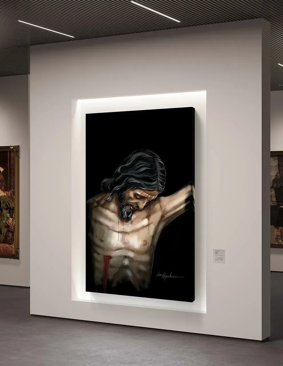 Un gran cuadro de Jesús en la cruz está colgado en una pared de un museo.