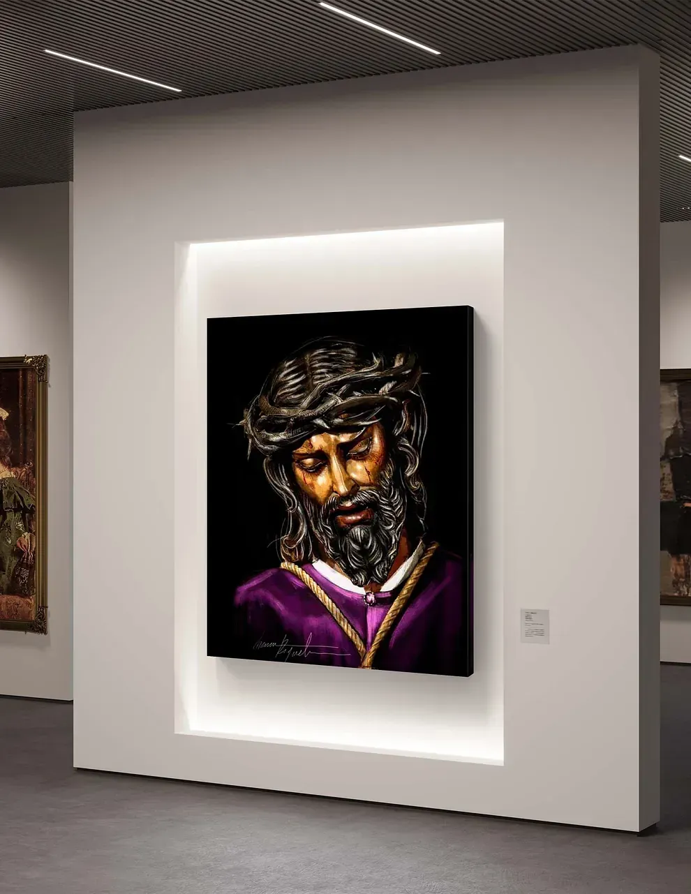 Un cuadro de Jesús con una corona de espinas en la cabeza está colgado en una pared.