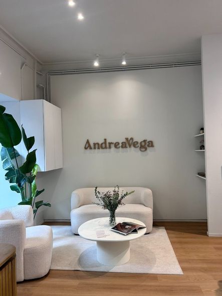 Sala de espera interior, letrero 