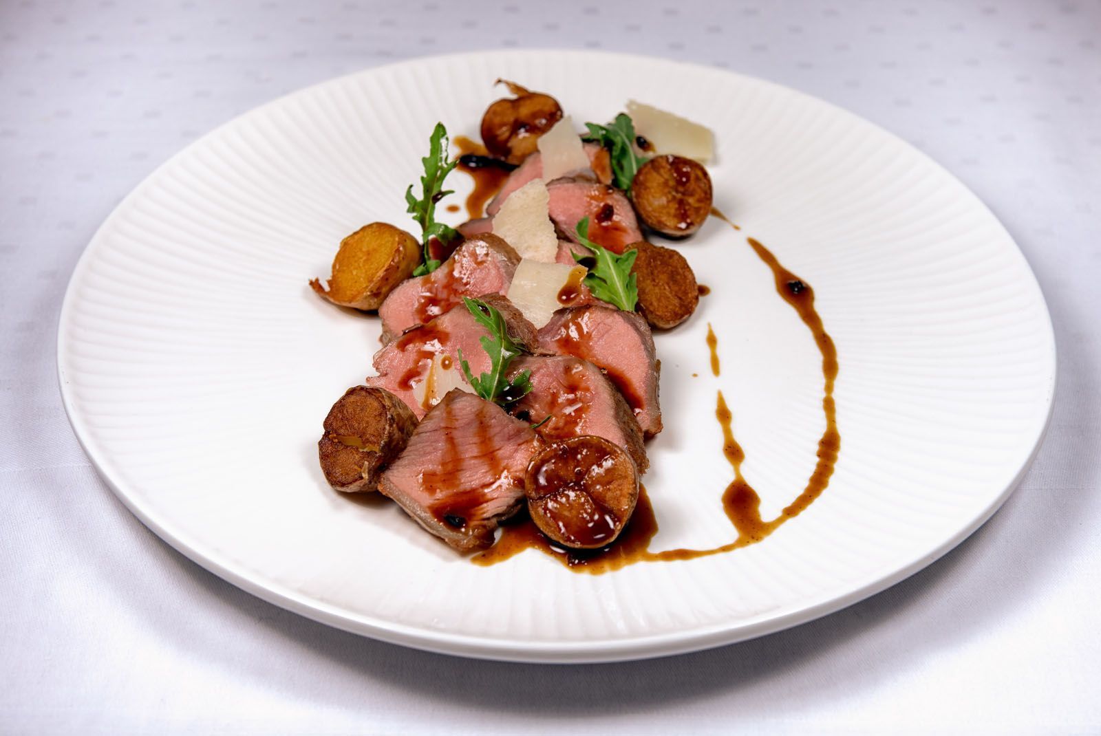 Plats principaux - Auberge de Vouvry SA