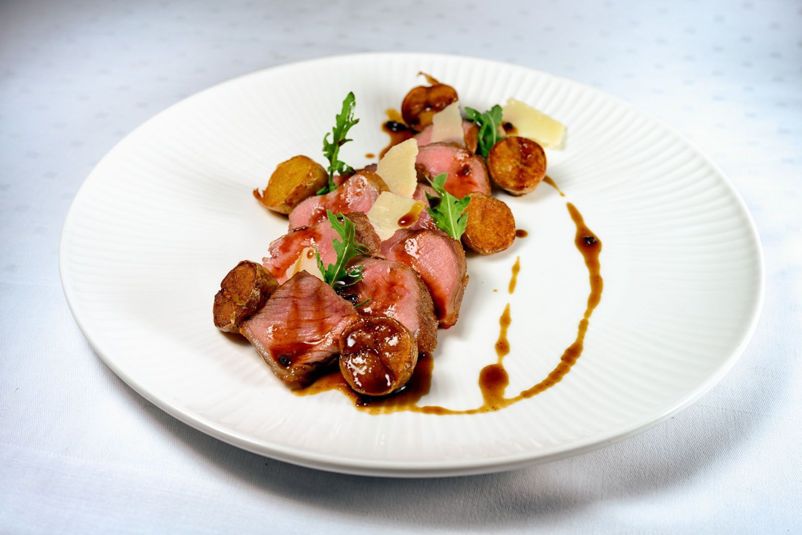 Plats principaux - Auberge de Vouvry SA