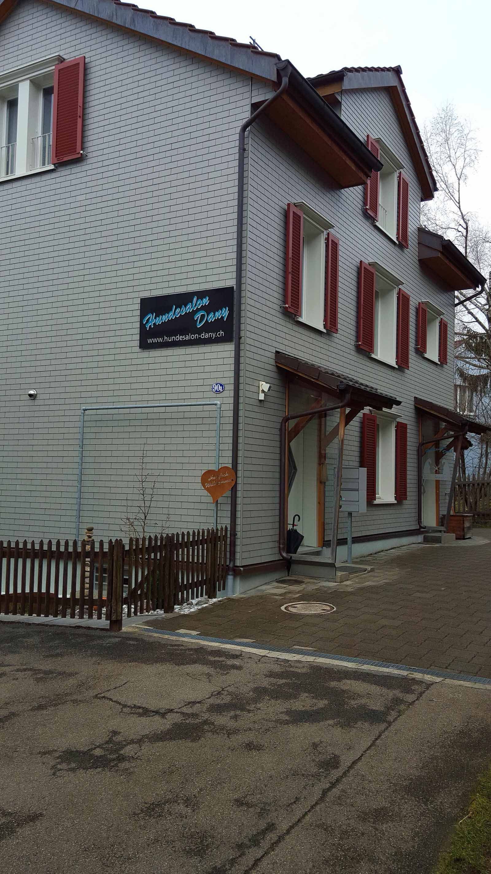 Hundesalon von draussen - Hundesalon Dany - St. Gallen