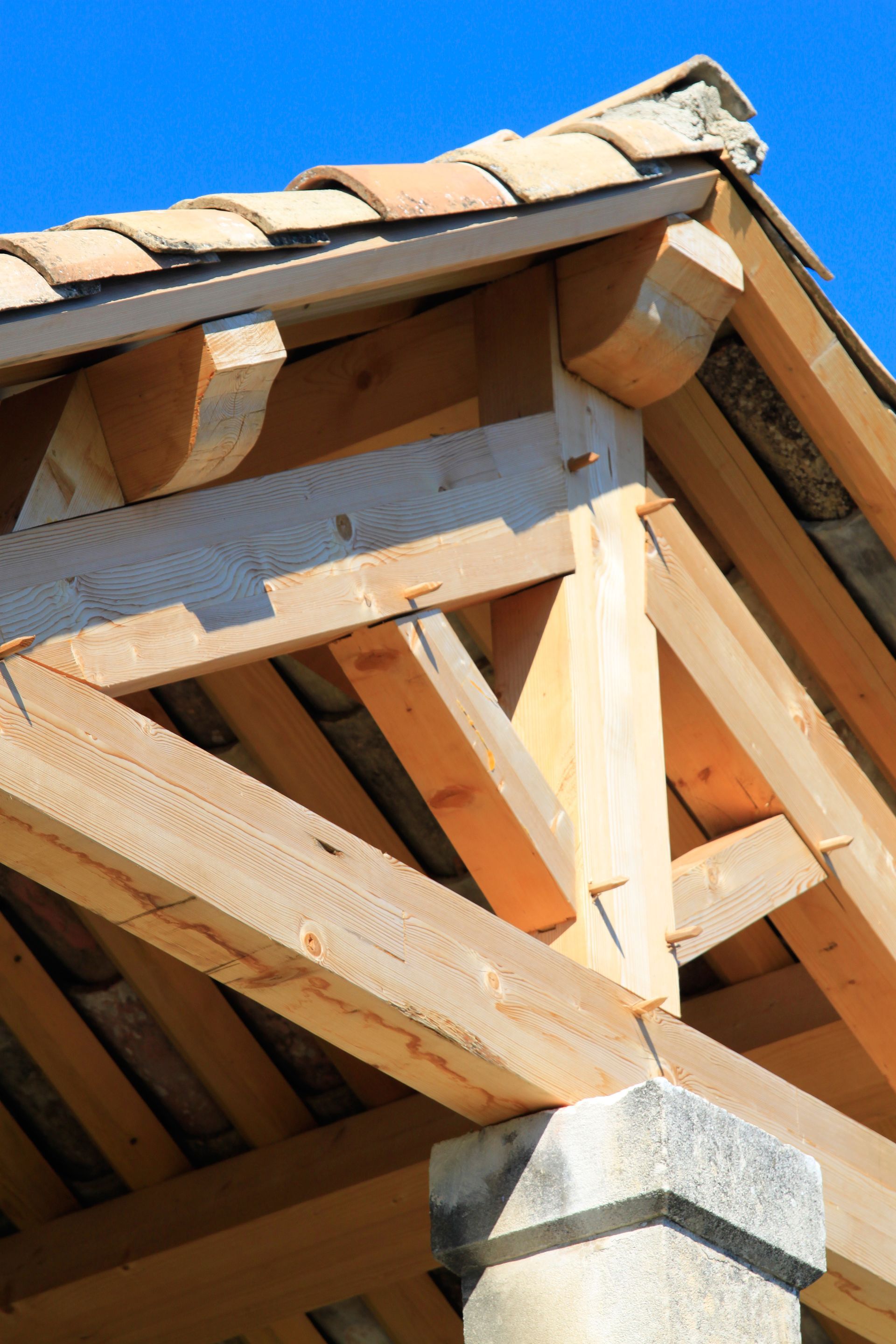 Une charpente en bois saine