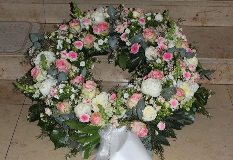 Blumenkranz für Trauerfeier von Blumen Tümmers aus Oberhausen