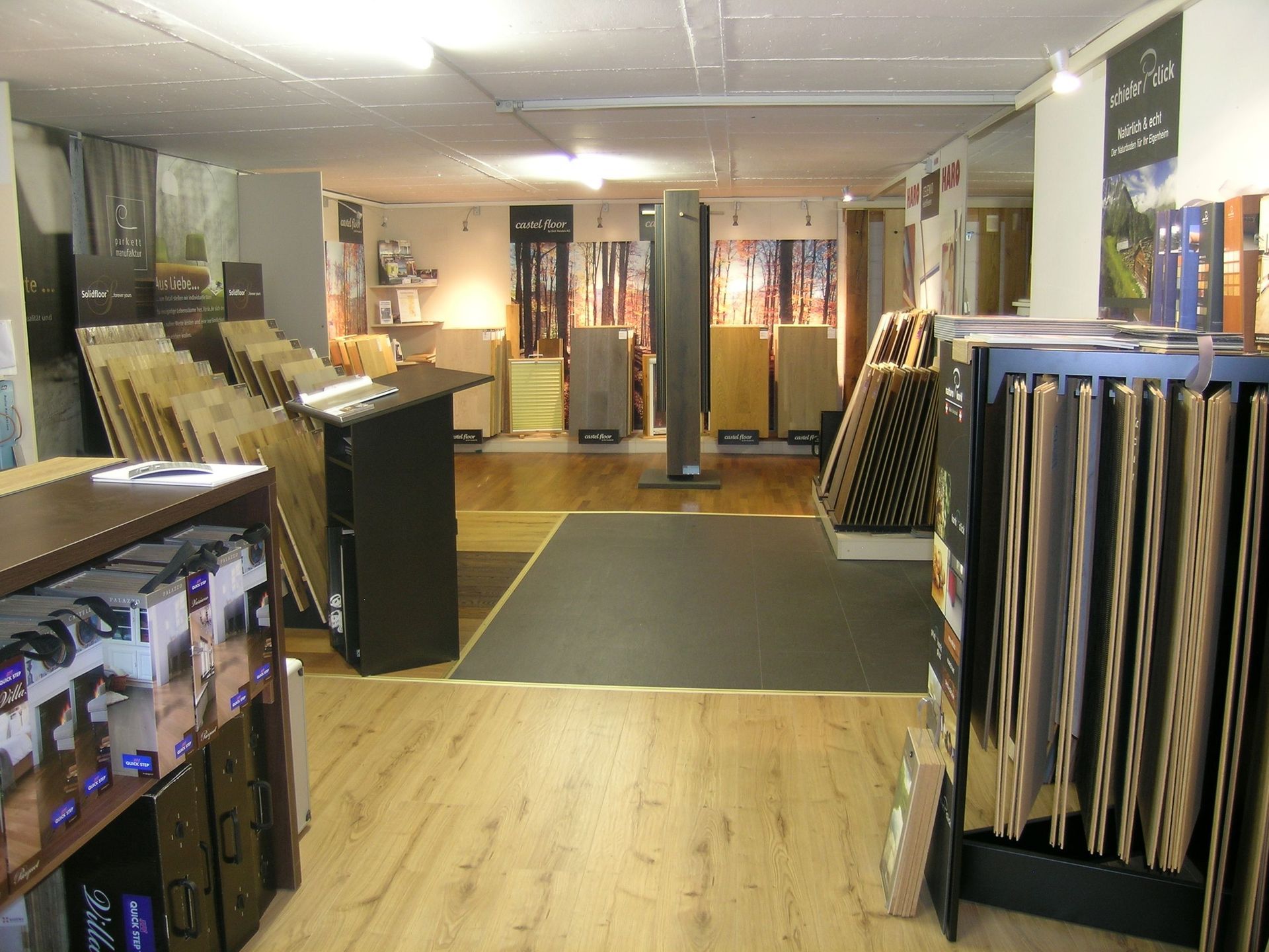 Ausstellung - W. Stähli Boden- und Wandbeläge GmbH Interlaken