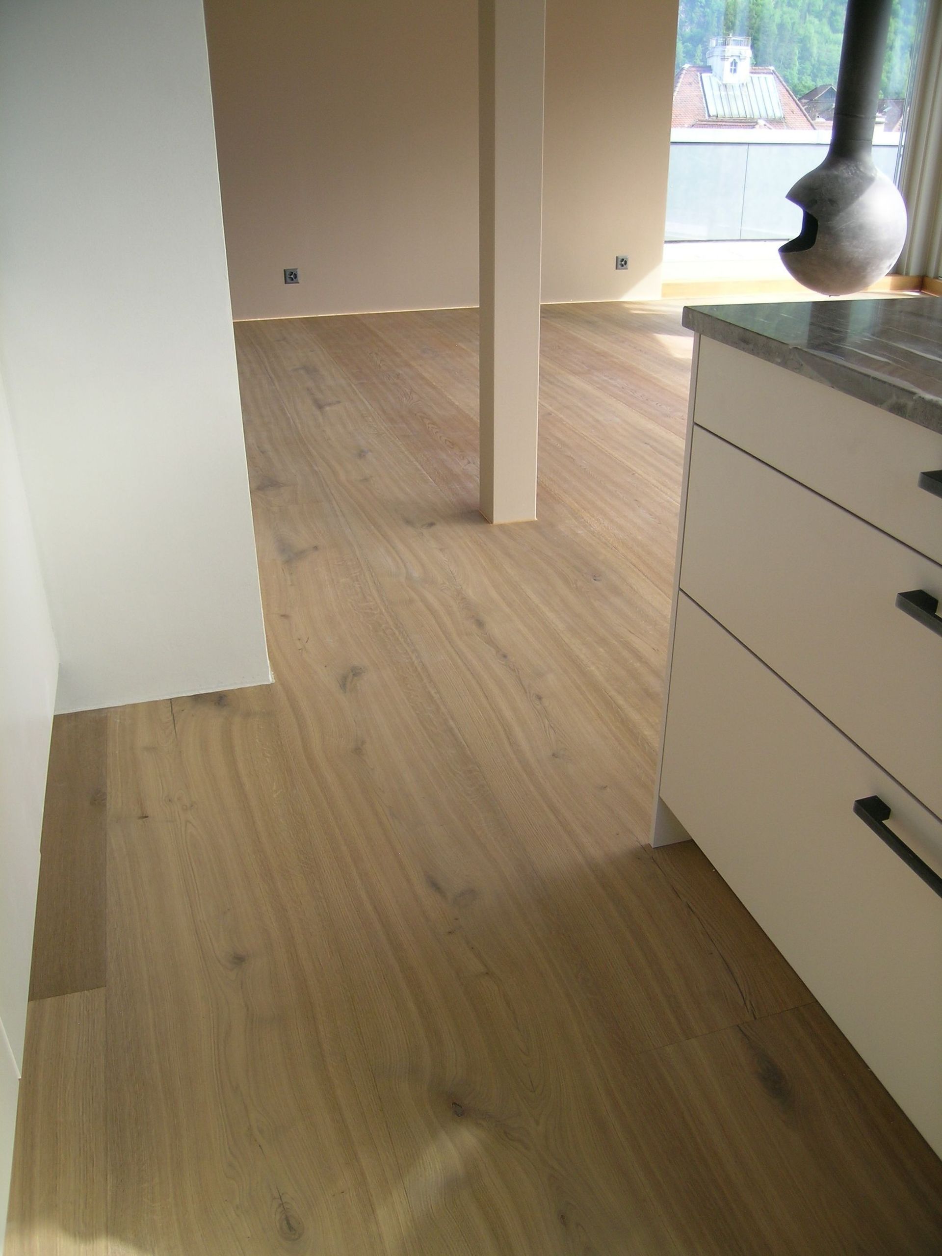 Bodenbelag - W. Stähli Boden- und Wandbeläge GmbH Interlaken