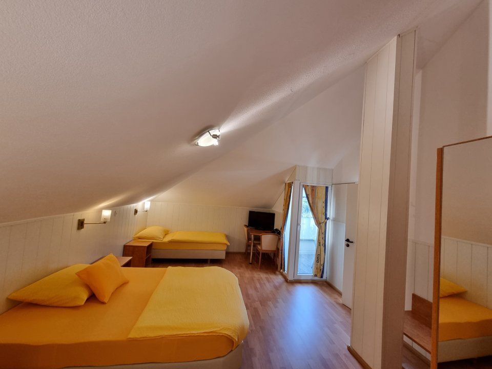Dreibettzimmer muit Balkon