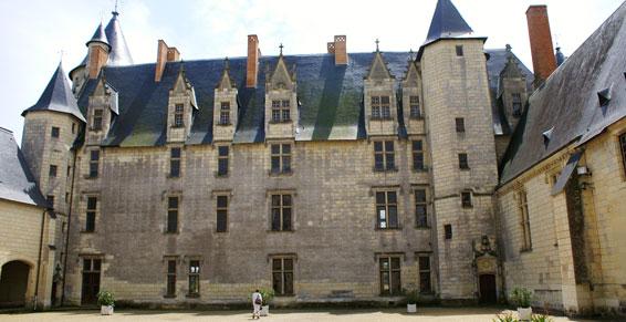 Château du Plessis Bourré - Cours 