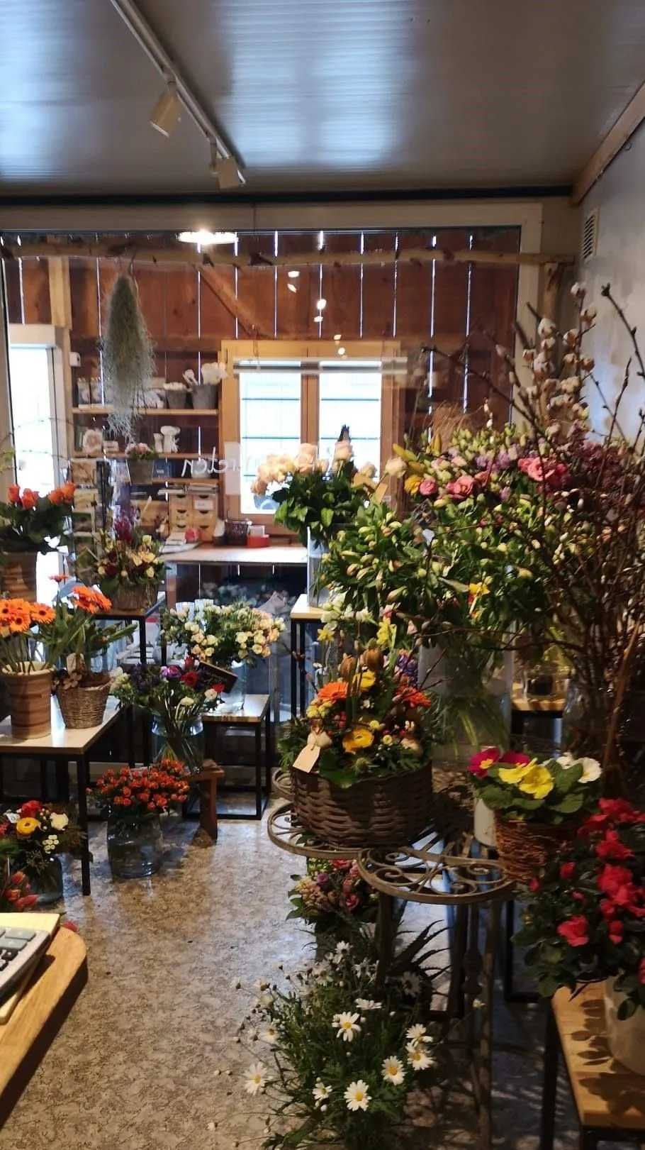 Blumen im Hofladen der Grimm Obst & Gemüse AG