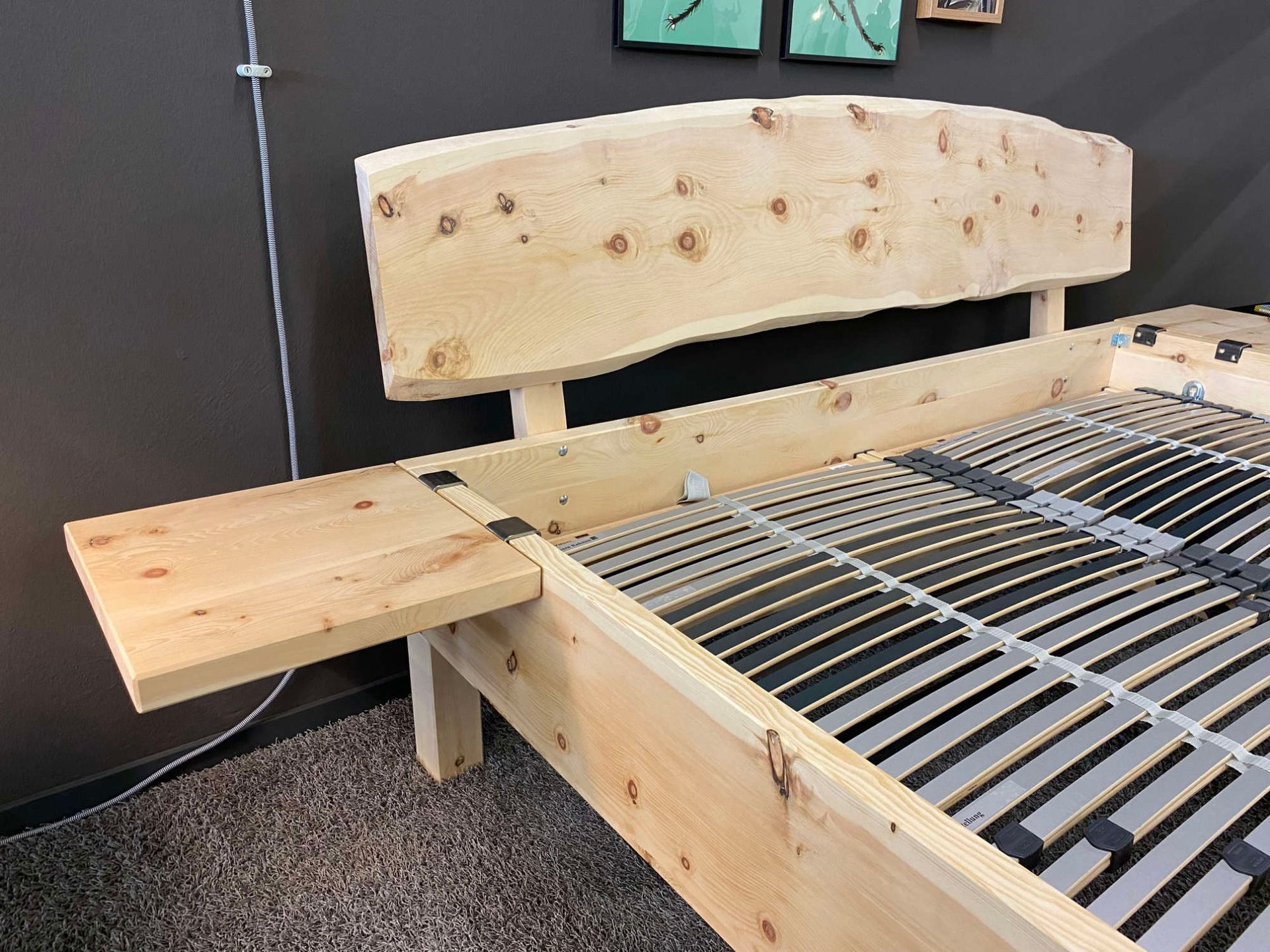 Massivholzbett Modell Miika Zirbe