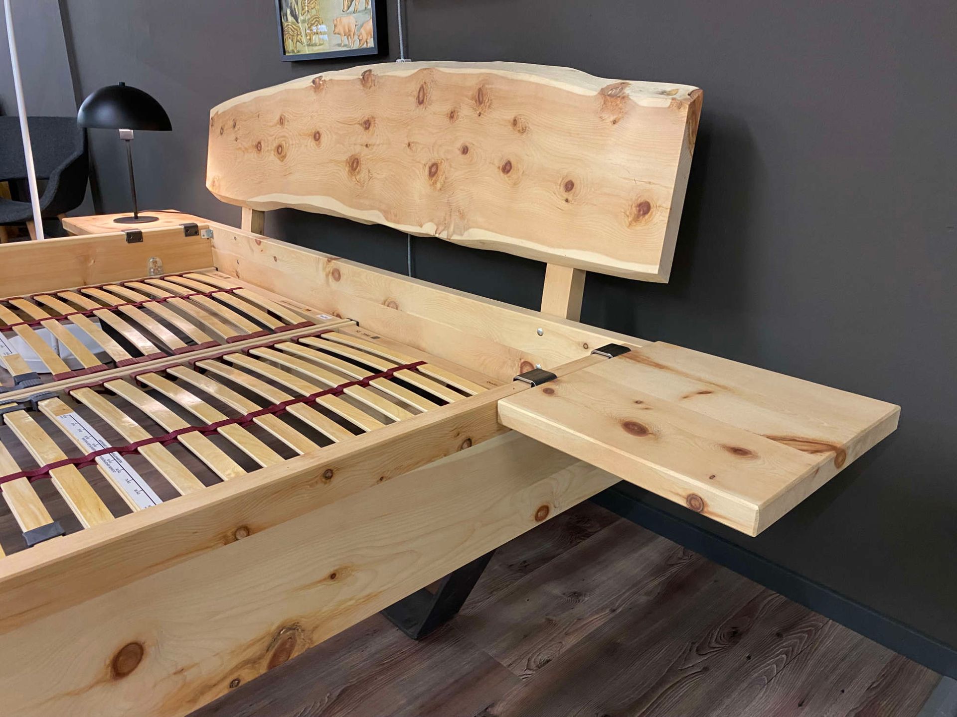 Massivholzbett Modell Tore Zirbe