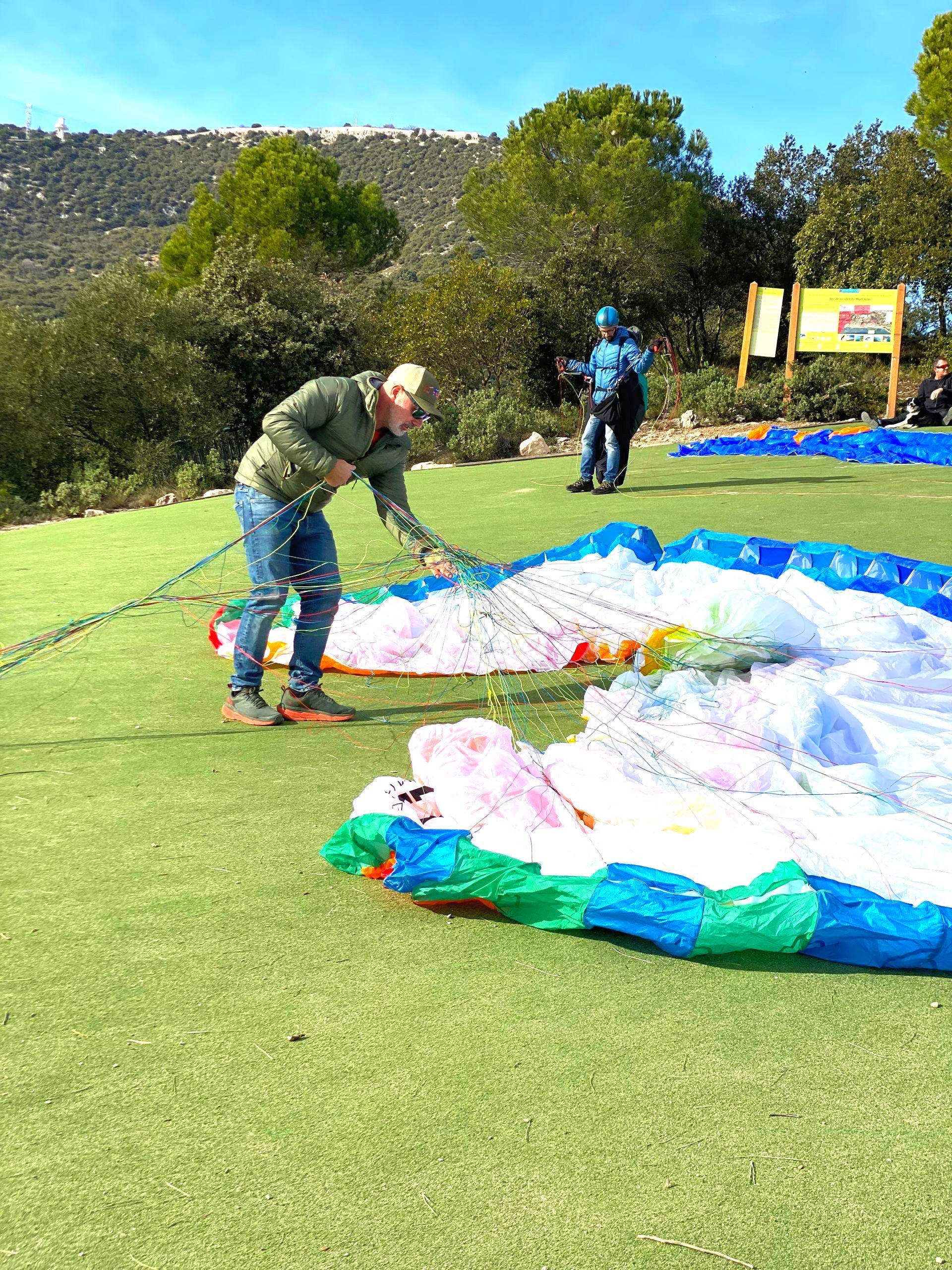 Révision d'une voile de parapente