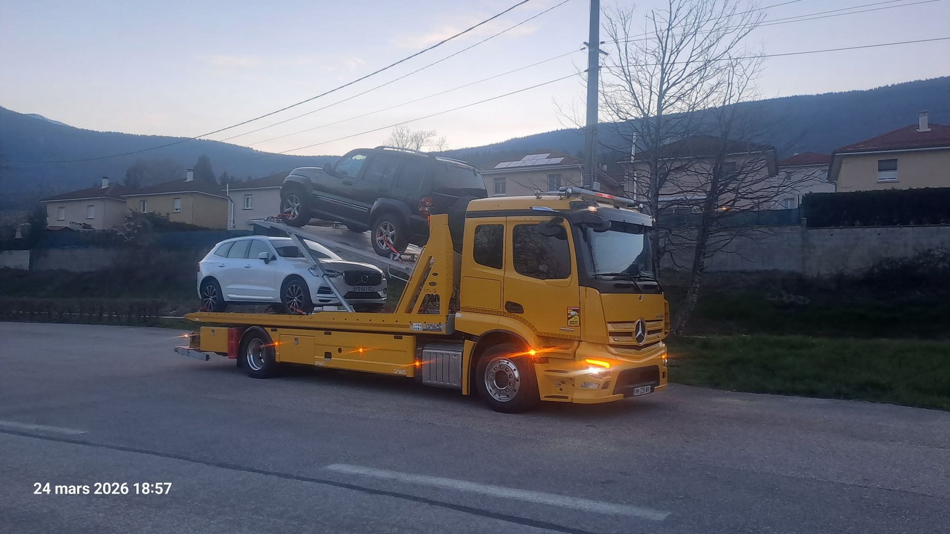 Une dépanneuse de 19 tonnes à étage