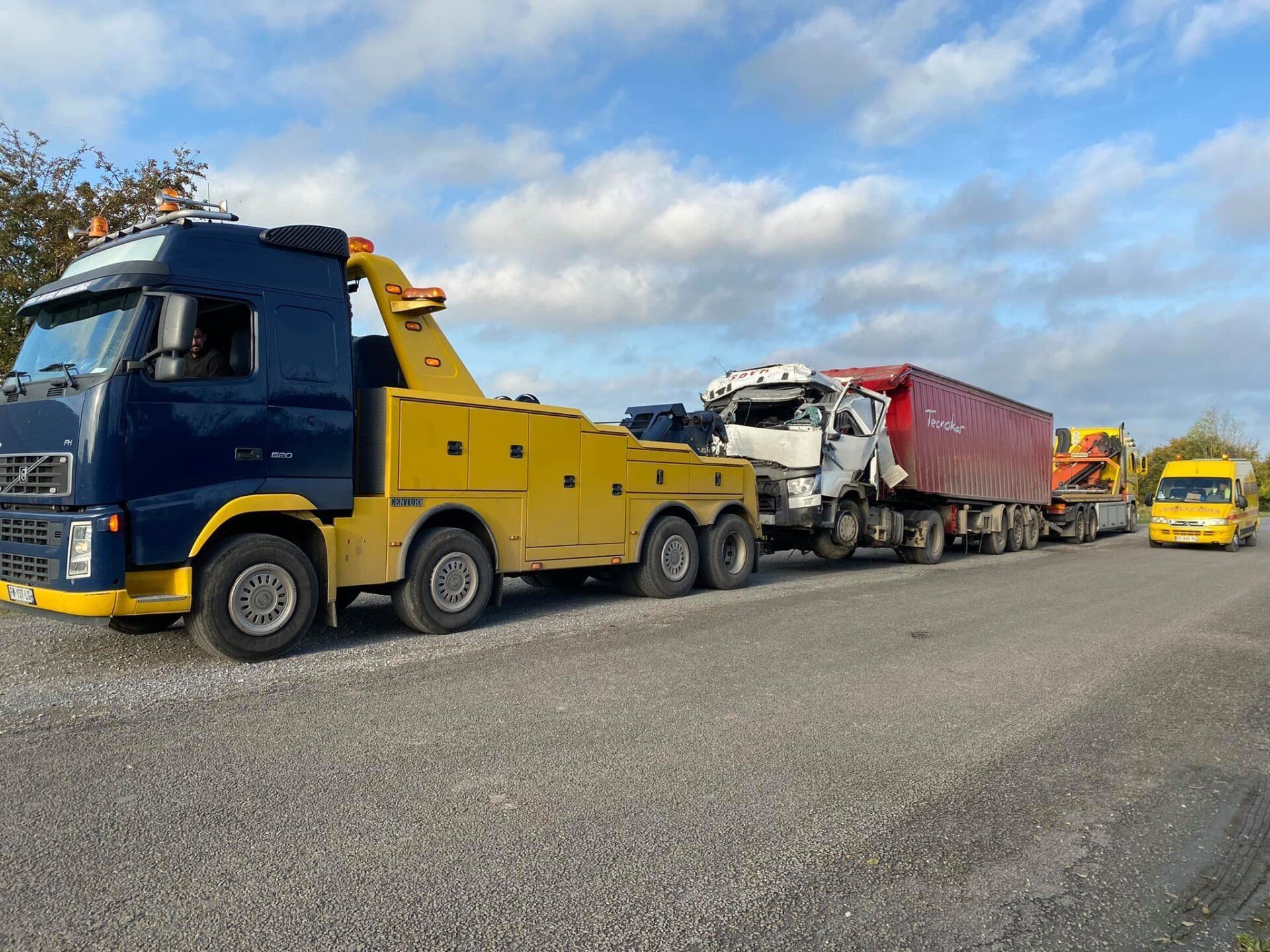 Un remorquage de camion suite à un accident