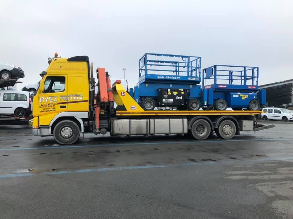 Transport d'une nacelle de chantier