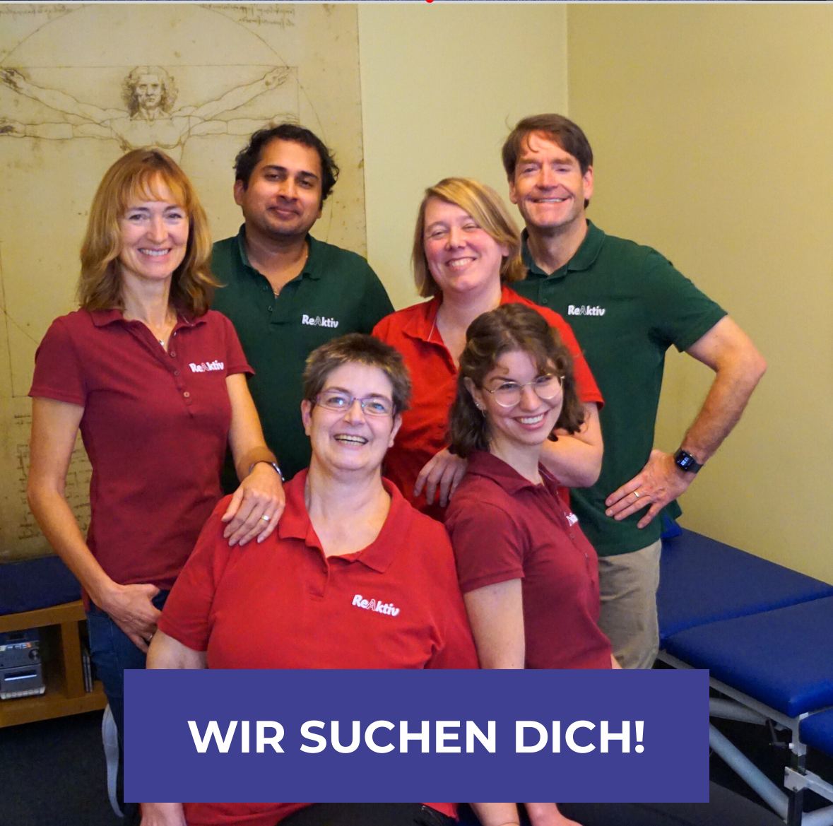 Physiotherapie-Team lächelnd in der ReAktiv Praxis