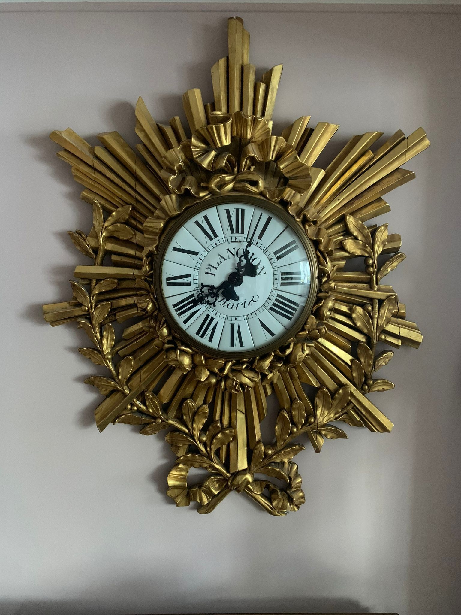 Horloge Planchon dorée entretenue