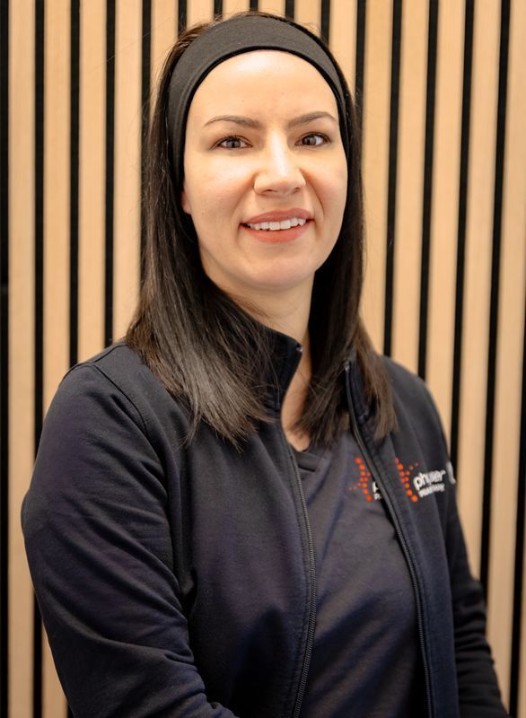 Mitarbeiterfoto M. Andelkovic - Physiotherapeutin