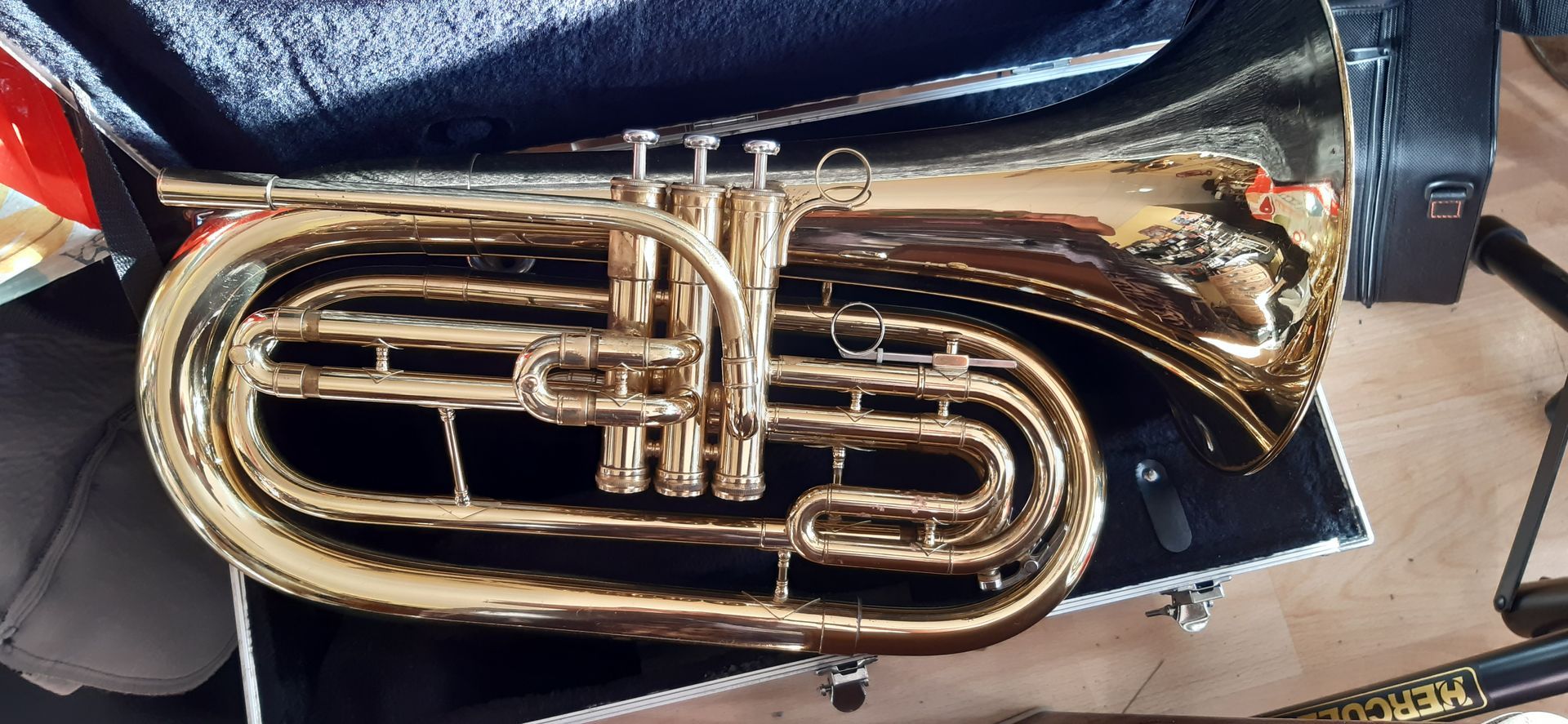 Marching Baryton KING 1124