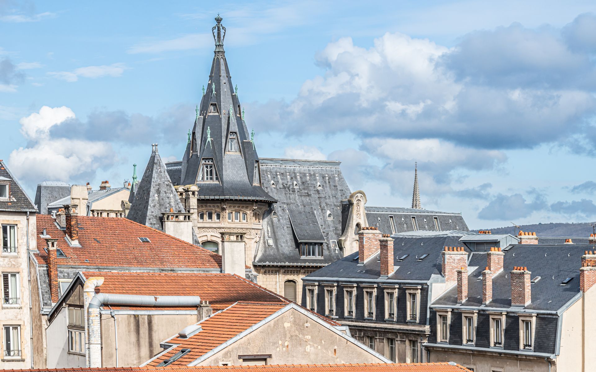 Photo de la magnifique vue depuis la chambre spacieuse de la chambre d'hôte B&B Au coeur de Nancy