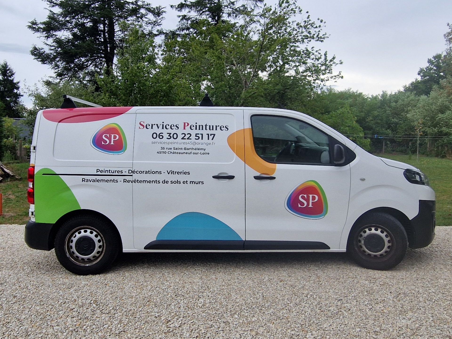 Le véhicule professionel de Services Peintures