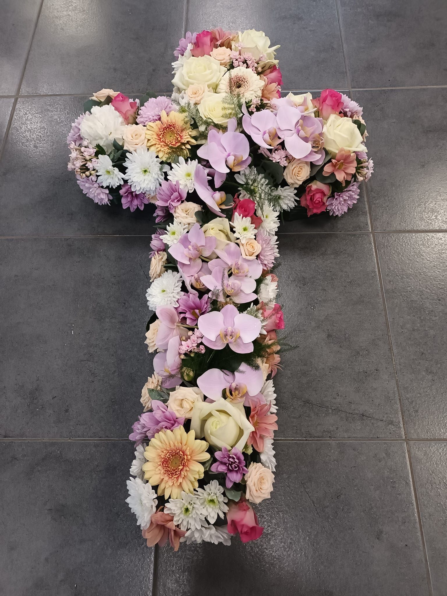 Fleurs en forme de croix