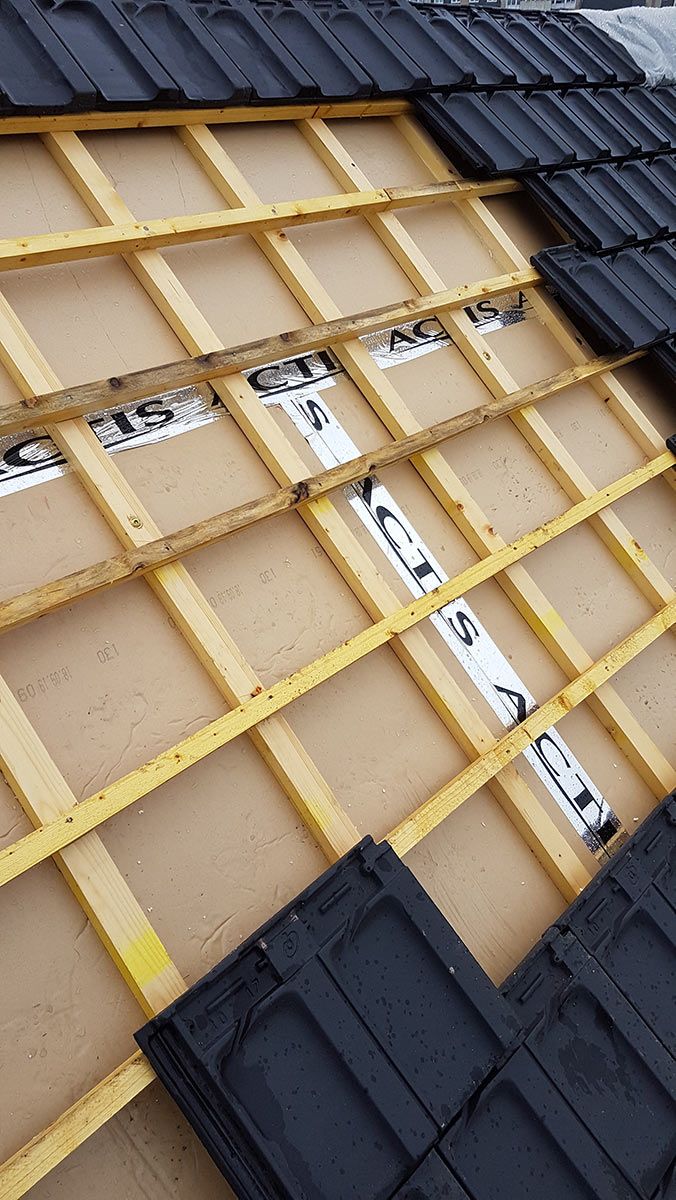 Isolation de toiture tuile noir moitier fini