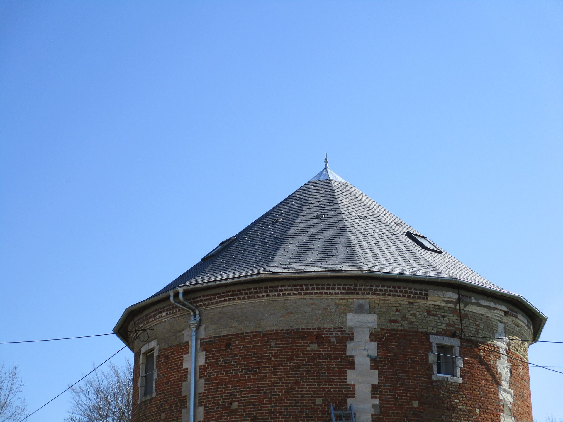 Rénovation toiture pigeonnier