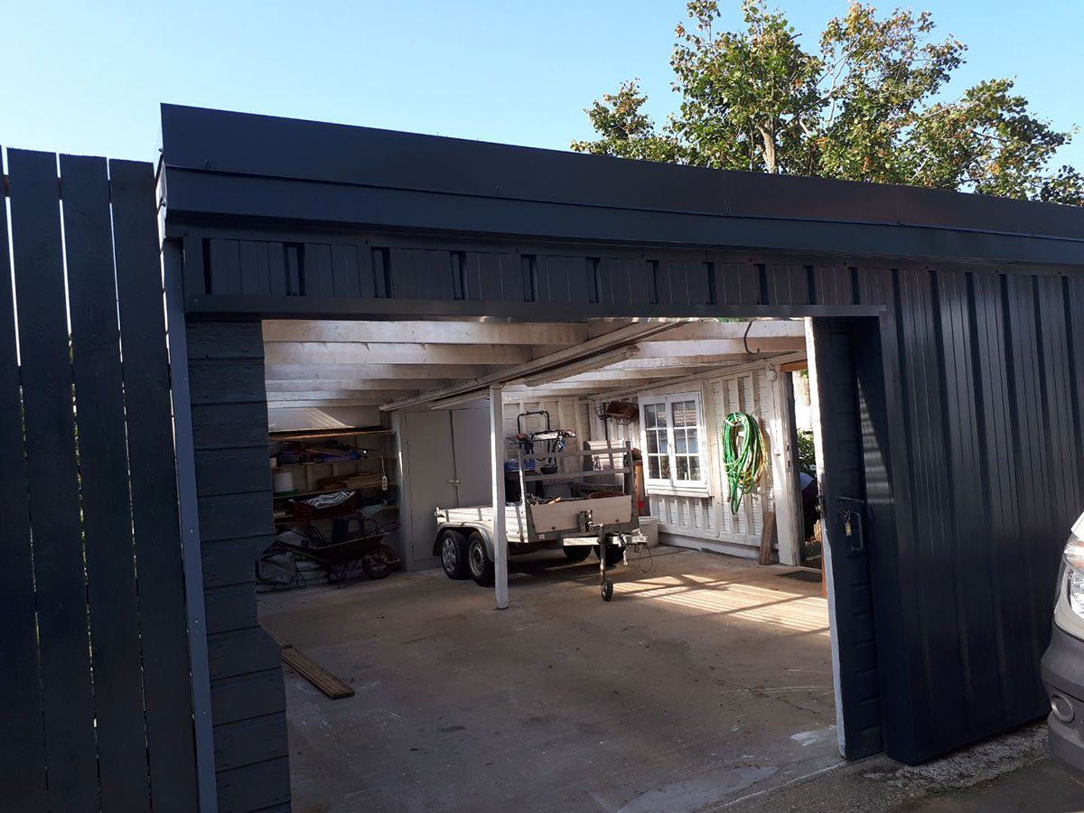 Photo de réalisation de bardage métallique de garage