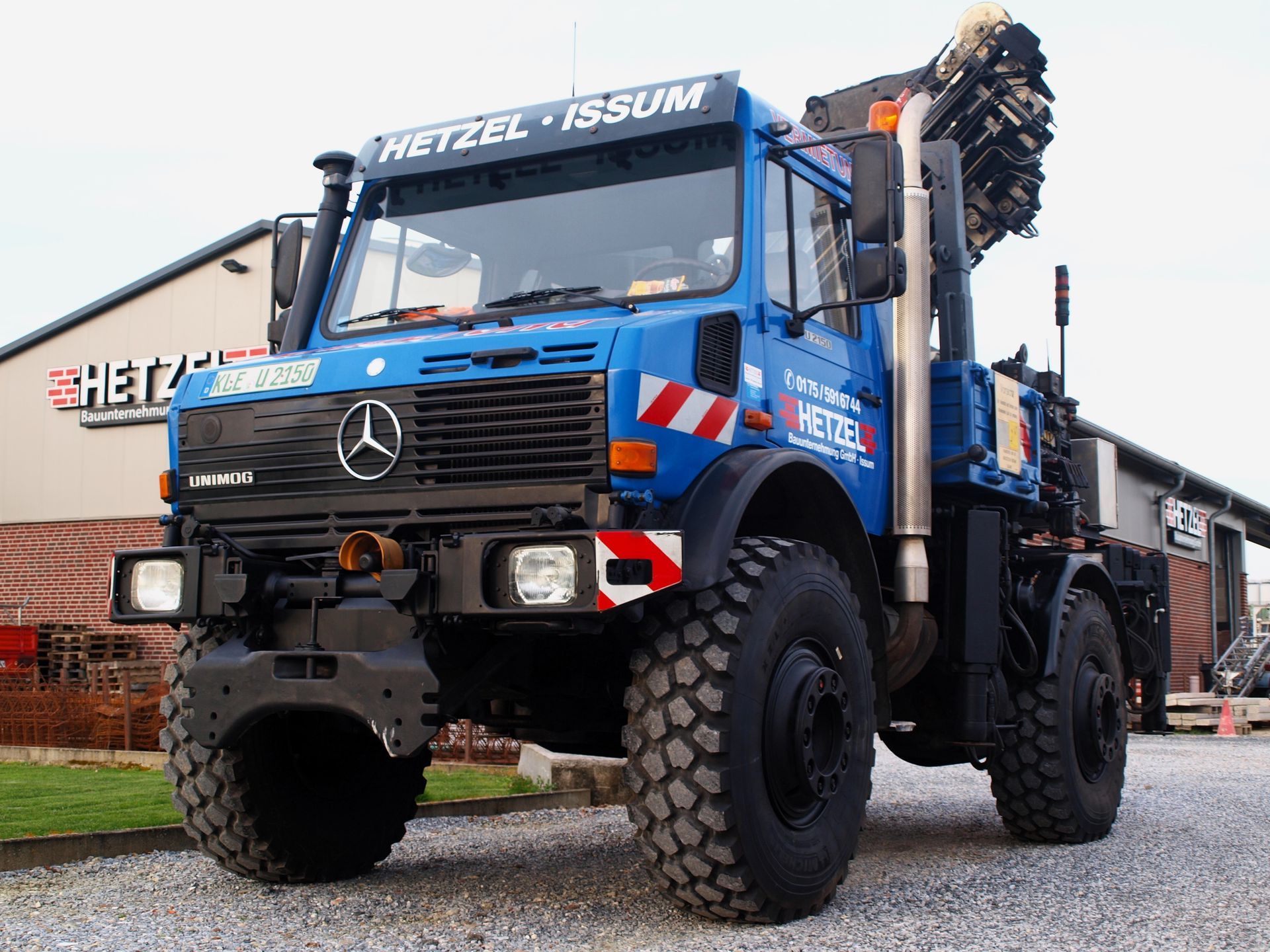 Hetzel Bauunternehmung GmbH - Lkw mit Kippe