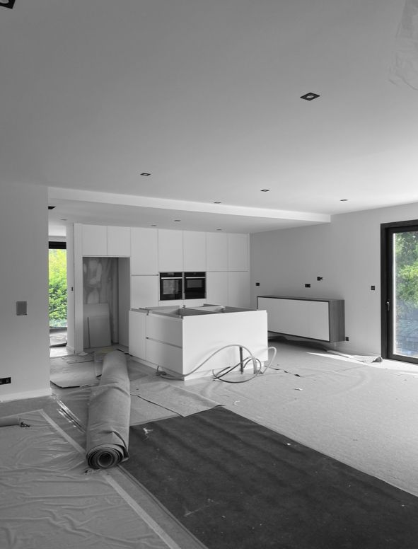 Cuisine blanche en travaux