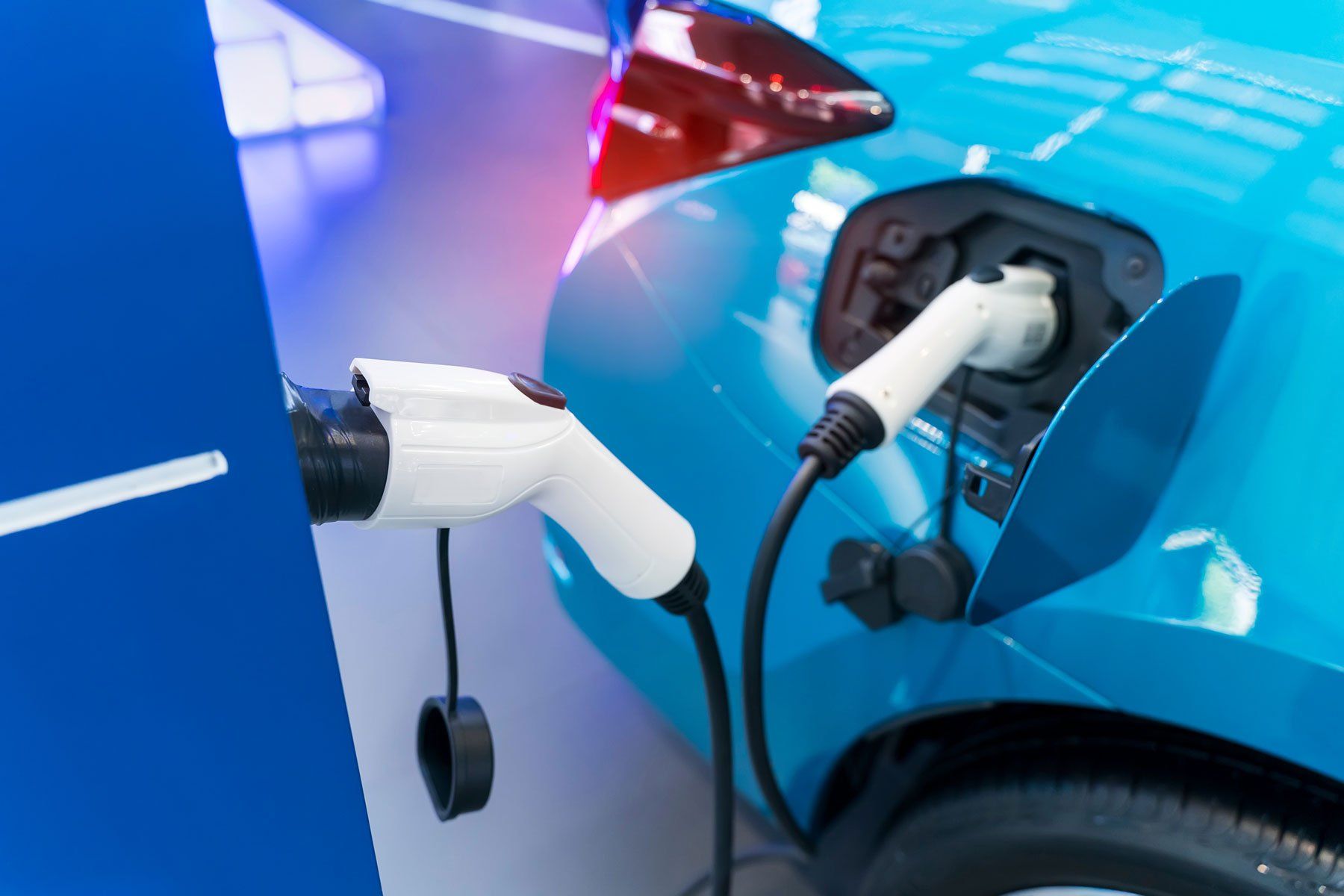 Borne de recharge de véhicule électrique