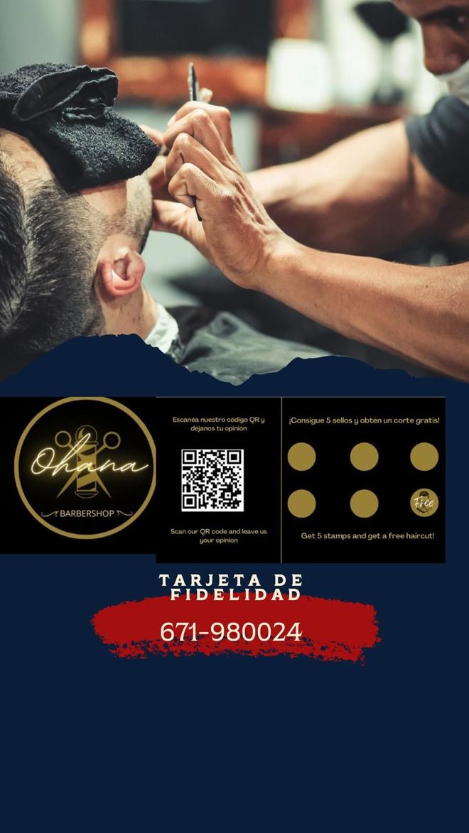 Un hombre se está cortando el pelo en una barbería.
