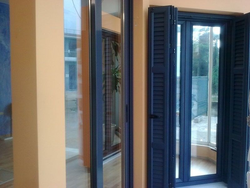 Vadarakis Solutions - Κουφώματα αλουμινίου Europa