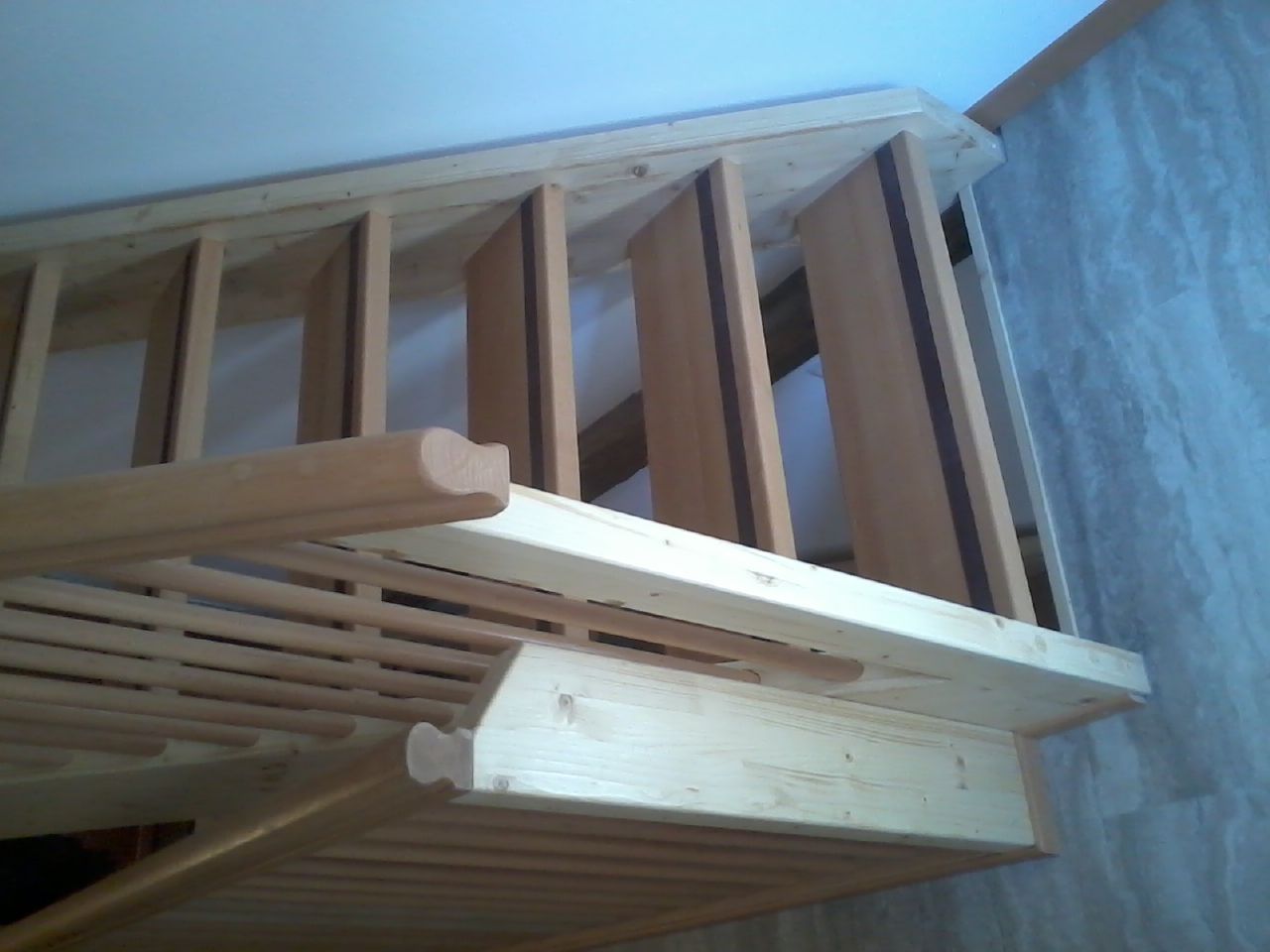 Innenausbau - Ueli Hagdorn Holzbau / Bedachungen GmbH