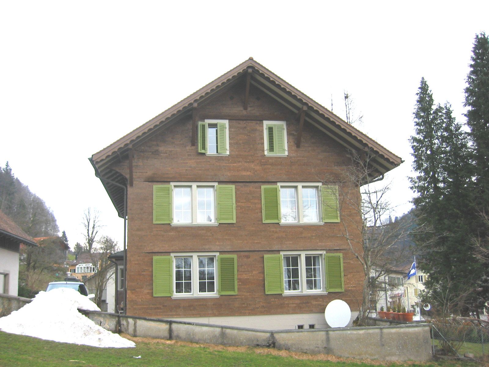 Fassaden - Ueli Hagdorn Holzbau / Bedachungen GmbH