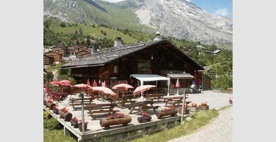 Restaurant La BOURNERIE en été